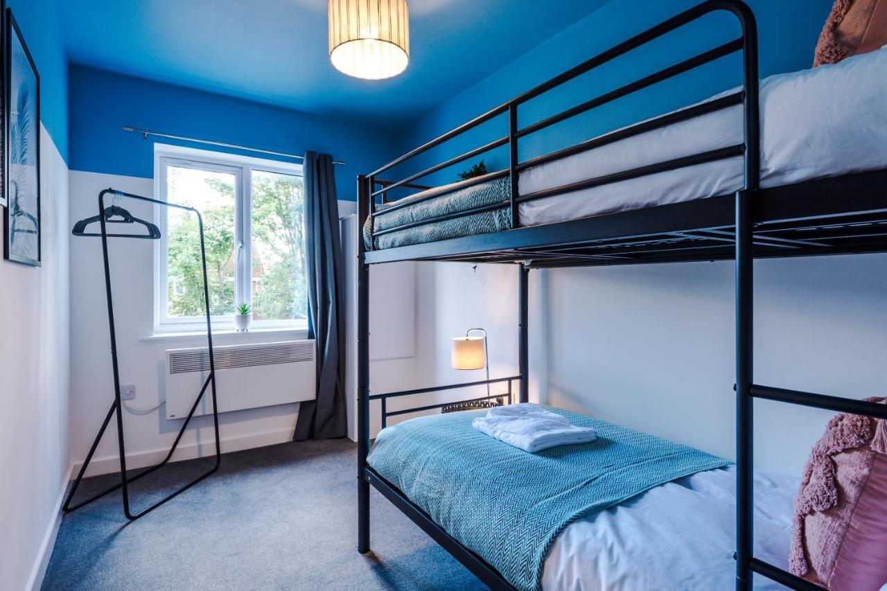 Stunning 2 Bed Apt By Greenstay Serviced Accommodation - Located In Formby Village - Perfect For Short & Long Stays - Couples, Friends & Families & Business Travellers All Welcome - Dog Friendly - 7 外观 照片